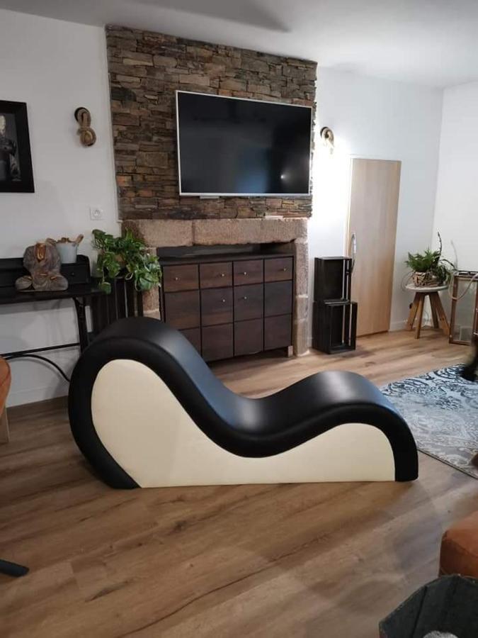 Appartement Loft 100m2 neuf entièrement équipée à Callac Extérieur photo
