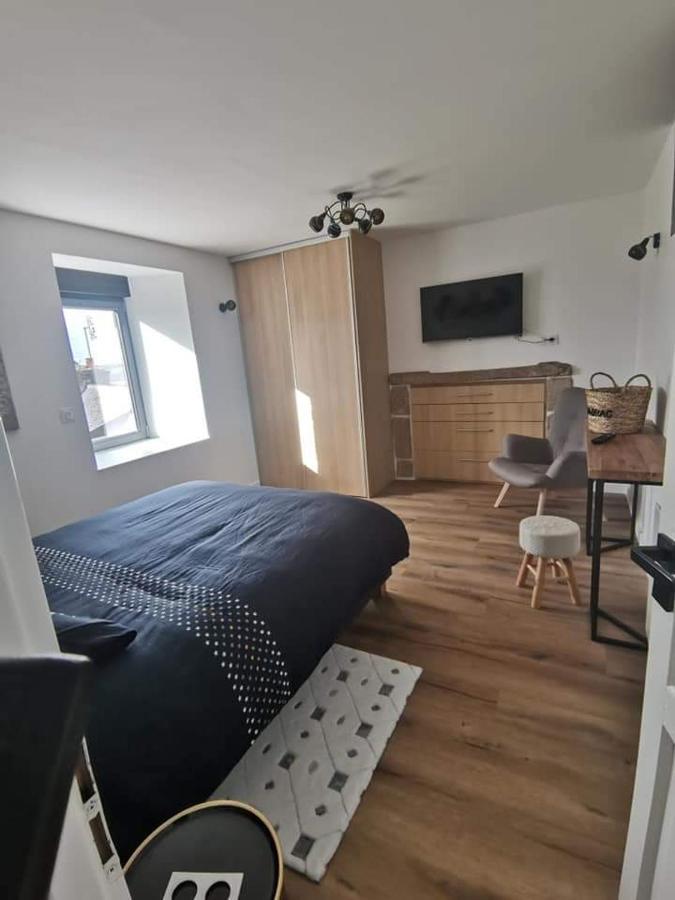 Appartement Loft 100m2 neuf entièrement équipée à Callac Extérieur photo