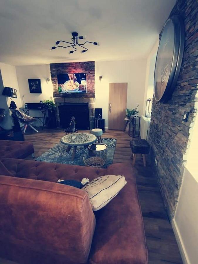 Appartement Loft 100m2 neuf entièrement équipée à Callac Extérieur photo